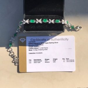 Natural Emerald and white Topaz Bracelet